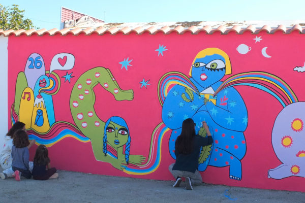 mural-colaborativo-feminista-pnitas-extremadura-pintura-grafitti
