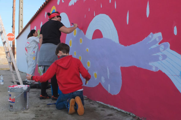 wall-art-pnitas-mural-colaborativo-feminista-pnitas-extremadura-pintura-grafitti